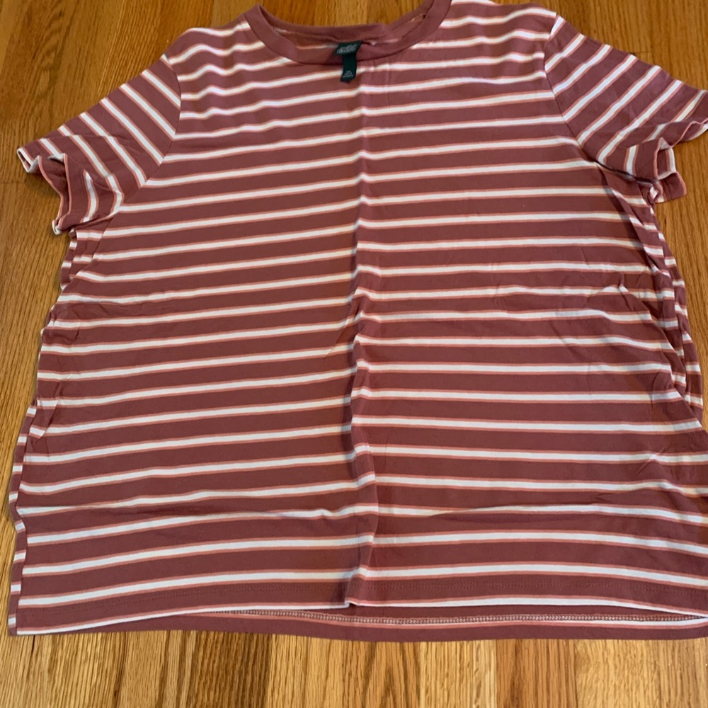 Wild Fable Woman’s striped tee size XXL